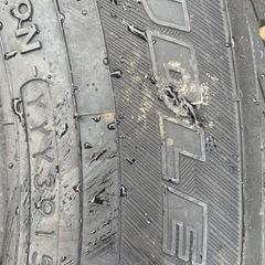 スタッドレスタイヤ195/65/15の画像