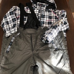ご購入決まりました。子供用スキーウェア上下130 ②