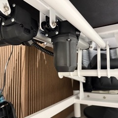 電動　施術(治療)ベットの画像