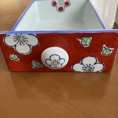 小物入れ（陶器）の画像