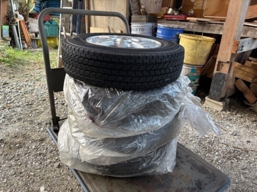 ◇中古YOKOHAMA 145/80R12 80/78N+アルミスタッドレスセット