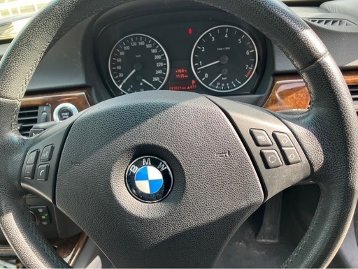 BMW E90前期 325i  ハイライン※平成17年式　ナビ、バックカメラ無し