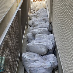 庭砂利、庭石の画像