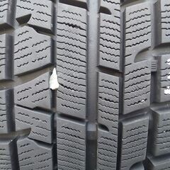 ヨコハマ 175/70R14 84Q【2015年製◆中古4本◆7.4～8.0mm溝】スタッドレスタイヤの画像