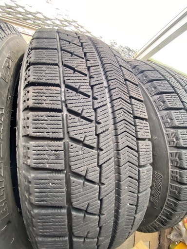ブリヂストンスタッドレス165/65R14 VRX  ４本セット