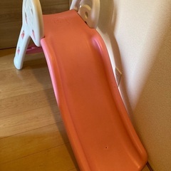 滑り台の画像