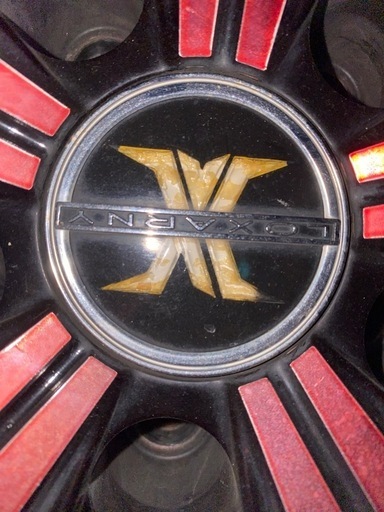 4本セットロクサーニマグナスのBlack/Polish Red」20インチ