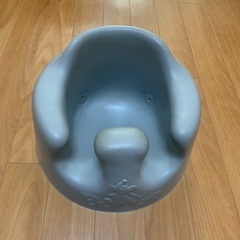 グレーのバンボ🪑