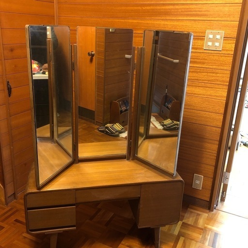 レトロな三面鏡 (chawchaw) 近鉄四日市のドレッサーの中古あげます