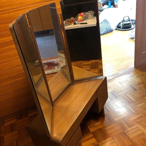 レトロな三面鏡 (chawchaw) 近鉄四日市のドレッサーの中古あげます