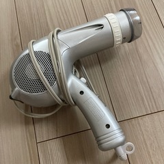 ドライヤーの画像