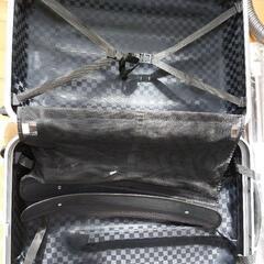 キャリーケースの画像