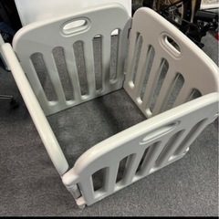 ベビーサークルの画像