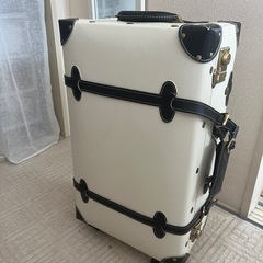 キャリーケース