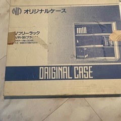 ガラス戸付フリーラックの画像