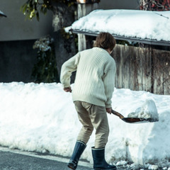 ＼日払い・1日OK！／初心者大歓迎♪ 雪かきワーク