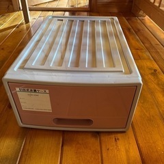 衣装ケース