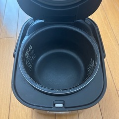 炊飯器5.5合コード付き　銘柄炊き可　アイリスオーヤマの画像