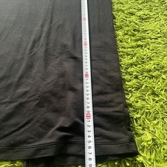 UNIQLO タイトスカート　ブラックの画像