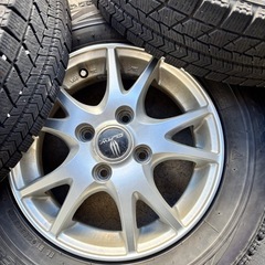 安い！145/80r13スタッドレスタイヤの画像