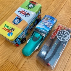 【計３点】電車 弁当箱／きかんしゃトーマス タイヤ付き缶