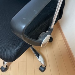 オフィスチェアーの画像