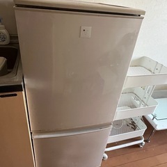 2ドア冷凍冷蔵庫2015年製