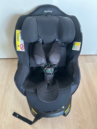 【美品】アップリカ　マモリラ 新生児　ISOFIX 回転式チャイルドシート　ブラック
