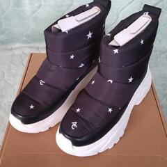 ショートブーツの画像