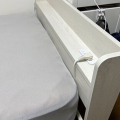収納付きベッドの画像