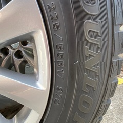 225/55R17スタッドレスタイヤ４本の画像