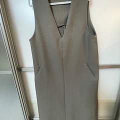 【決定】Vネックロングワンピース