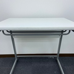 研修用／学習用デスク　多少キズ汚れありの画像