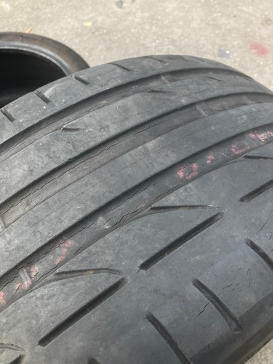 255/35R19 285/30R19 タイヤ