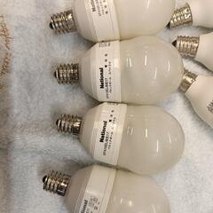 電球×8個セットの画像