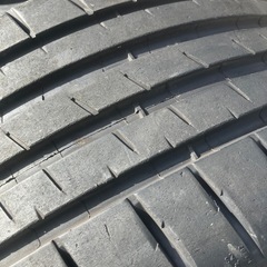 245/35R20 295/30R20 タイヤ
の画像