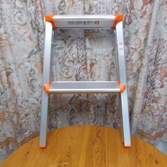 お譲りします！ ちょっとした作業であると助かる！！ アルインコ 2段踏み台（高さ56cm）（中古・Sランク）の画像
