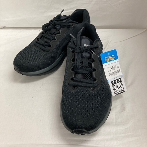 スニーカー NIKE　24.0cm