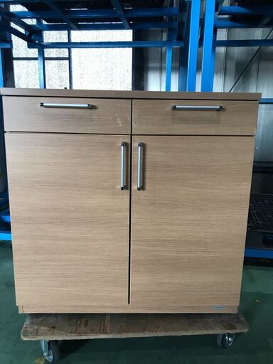 オカムラ　キッチンボード　食器棚　USED