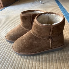 ショートブーツの画像