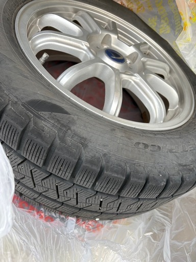 アルミ付きスタッドレス