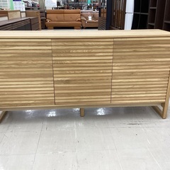 【トレファクマーケット千葉おゆみ野店】ご来店いただける方限定！karimoku (カリモク) サイドボード ナチュラル 3枚扉 オーク材 QU5850 幅160㎝ のご紹介です！の画像