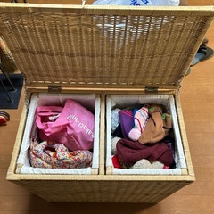 ラタンのランドリーボックス
の画像