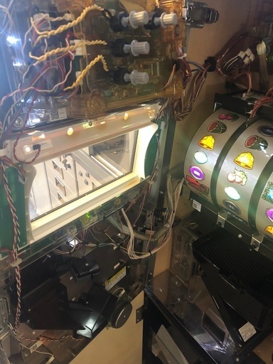 ★パチスロ サミー 実機 北斗の拳 転生の章 カプセル出し アミューズメント仕様 付属品多数★
