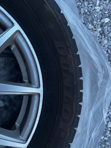 スタッドレスタイヤ ホイル付き 4本セット  15インチ ダンロップ