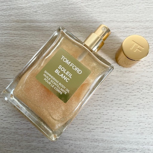 ☆現金払い可能☆ 【残量9割程】TOM FORD  SOLEIL BLANC ボディオイル 