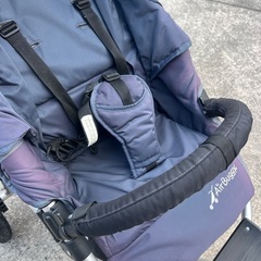 人気ベビーカー「路面の衝撃をタイヤが吸収」の画像