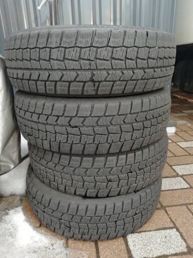 ダンロップスタッドレス175/65R15 (みかん) 札幌のタイヤ、ホイールの中古あげます・譲ります｜ジモティーで不用品の処分