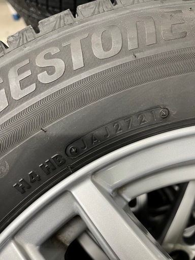 商談中
スタッドレスホイールセット