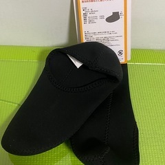 【新品未使用】オカモト　インナーソックス　ショートＭ(24〜25cm) 黒/無地の画像